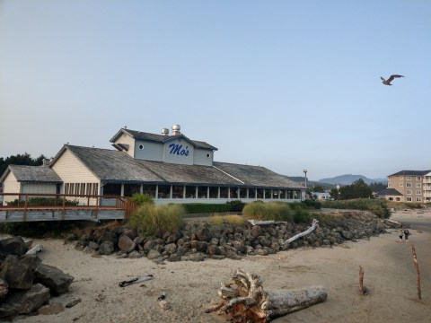 Mo's, Lincoln City